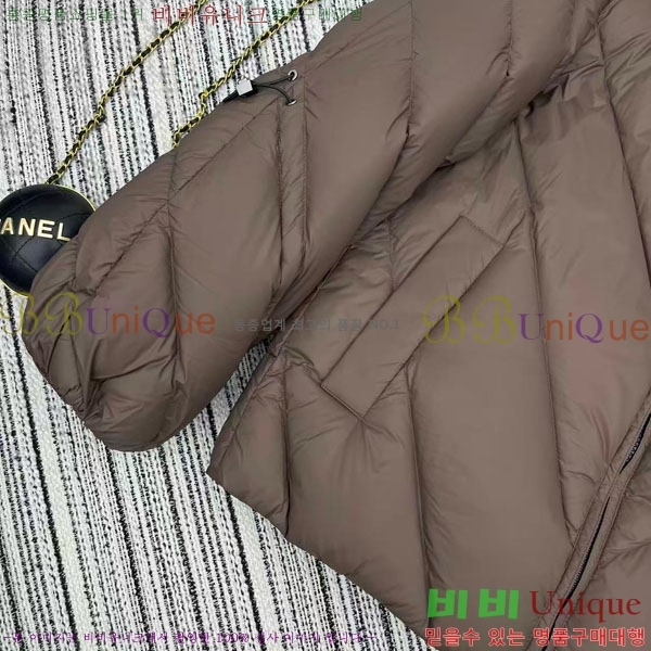 ���� ��**�� �ٿ� �е� MAXM2120544-14