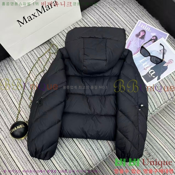 ���� ��**�� �ٿ� �е� MAXM2120544-18