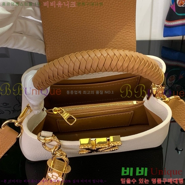 #���̺��� īǶ�� �̴� M25446-201