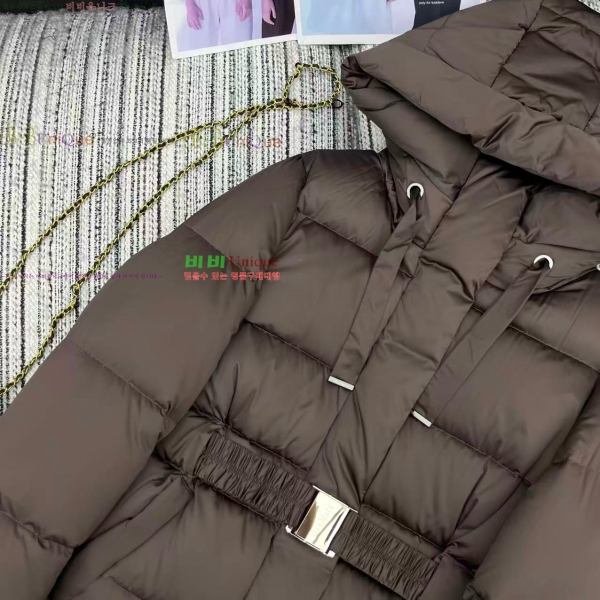 ���� ��**�� �ٿ� �е� MAXM3212088-5