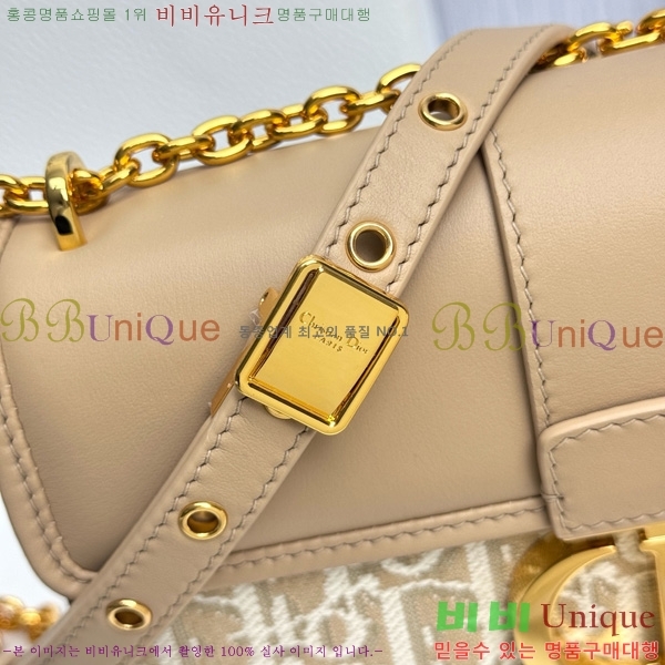 #��� 30 ������ �̽�Ʈ ����Ʈ D62660-1001