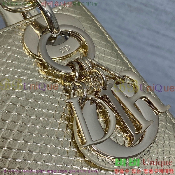 #��� ���̵�� �̴� M0505-706