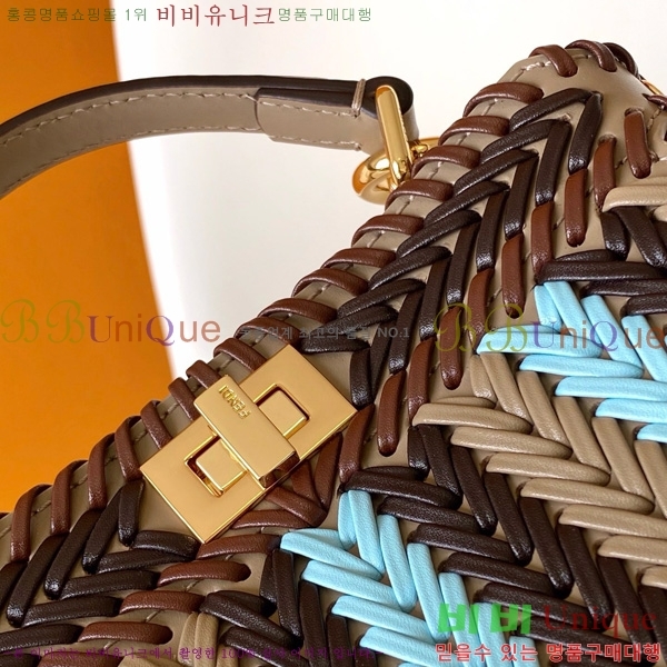 #��� ��ī�� ���̾��� �����ڴ� �ڵ�� �̴� F32702-3