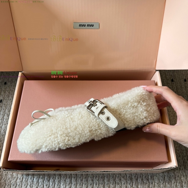 ���� �̿�** �þ �� �޸����� �÷� 32MU25102296-2