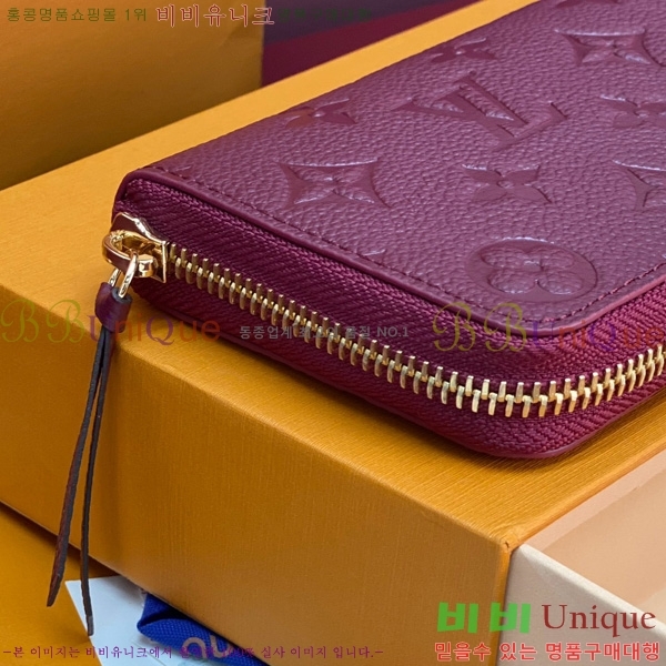 #���̺��� Ŭ������ ���� M25815-101