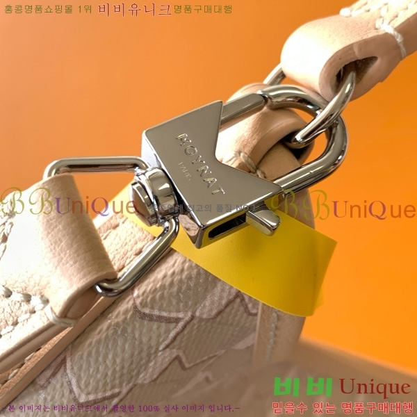 #���̳� ȣ���� M8120-104