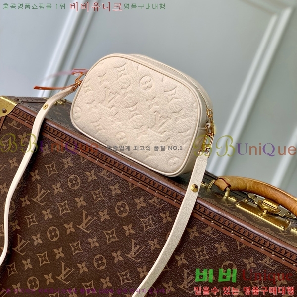 #���̺��� Ÿ�̴� ī�޶� �� ũ�ν� �� M25518-100