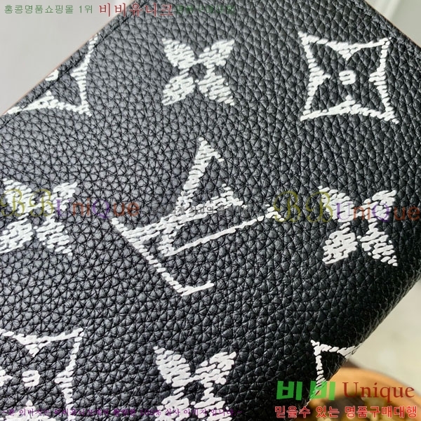 #���̺��� �н���Ʈ Ŀ�� M26059-106