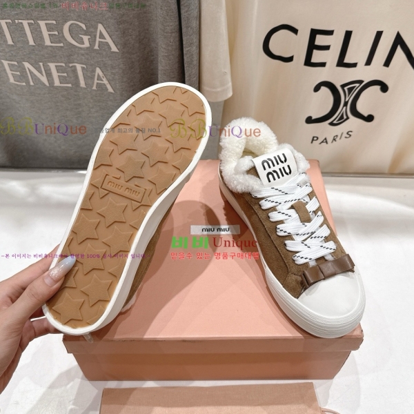 ���� �̿�*�� �þ �� ����Ŀ�� 31MU2510915-2