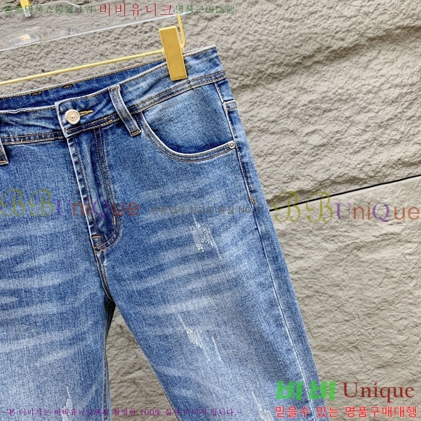 ���� �̿�̿� û���� M526612