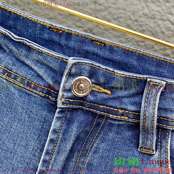 ���� �̿�̿� û���� M526612