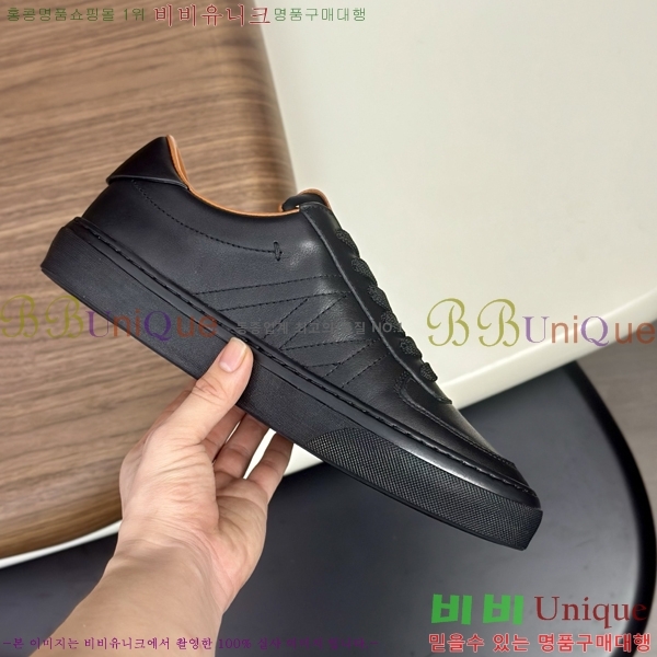 ���� ��**�� ����Ŀ�� MO286904-4