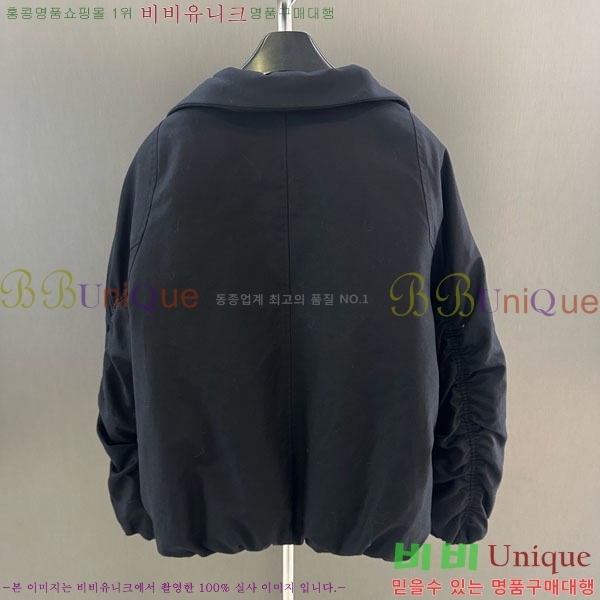 ���� ��**�� �þ �� ���� �ٿ� �е� MAX456450-21