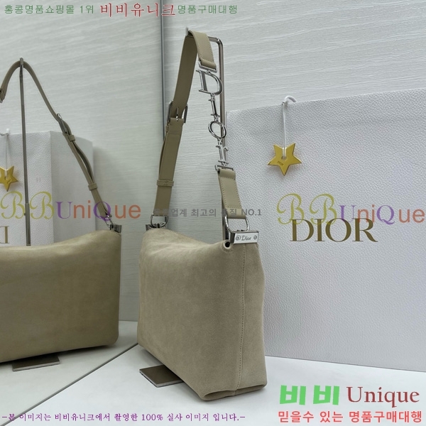 #��� ���ʼ� �ش��� JONATHAN ANDERSON ȣ���� M856324-3