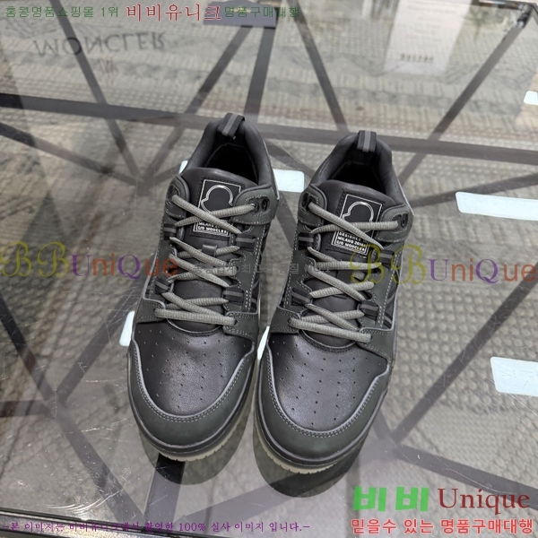 ���� ��**�� ����Ŀ�� MO07842-3