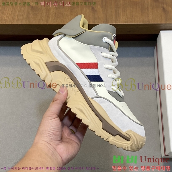 ���� ��**�� ����Ŀ�� MO286908-1