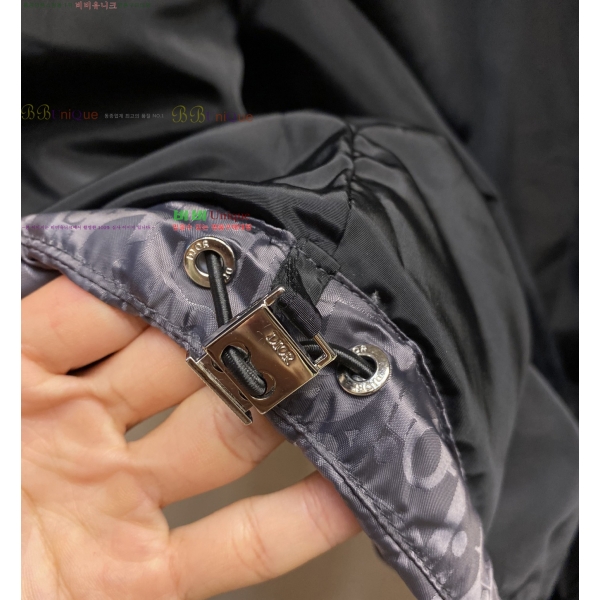 ���� ��* �ٿ� ��Ʈ �е� 61DR2511125-5