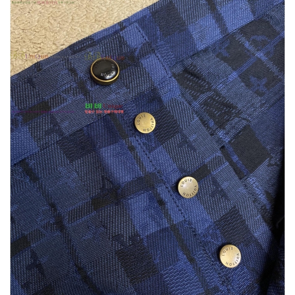 ���� ����*�� ���� ���� ���� 77LV2511129-1