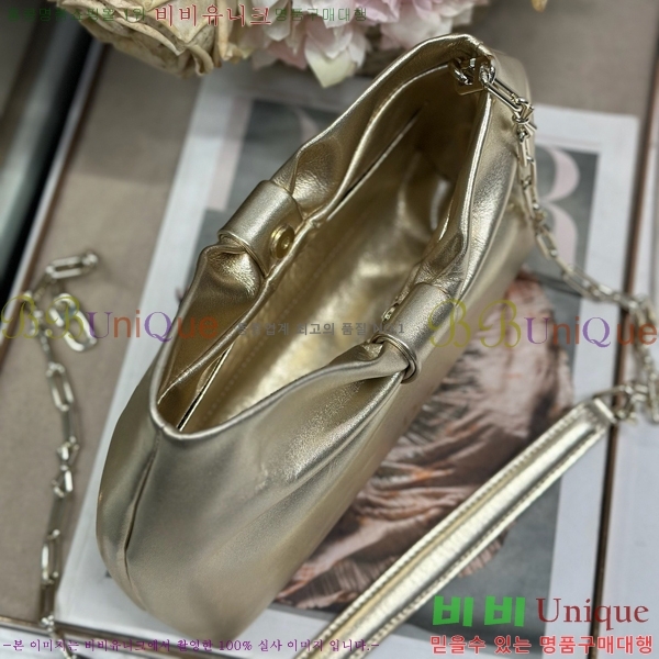 #��� ���� ü�ι� M0714-109