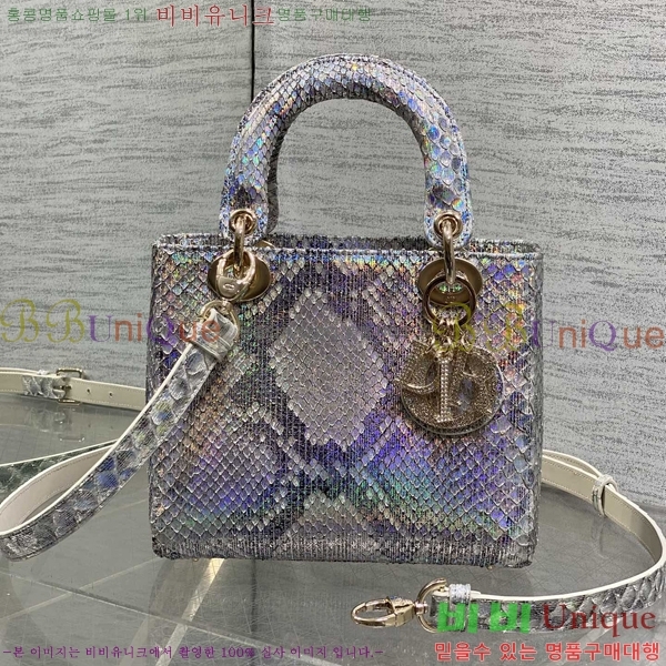 #��� ���̵�� ���� M0531-701