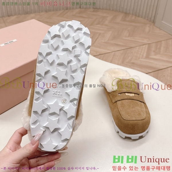 �̿�̿� �þ �� ������ 32MU902700-1