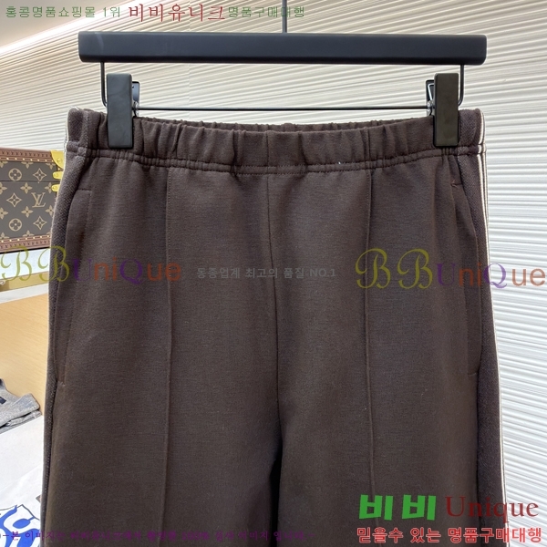 ���� �̿�*�� ���� 20MU25121713-1