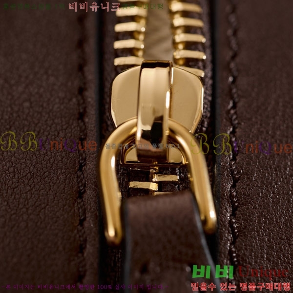 #�̿�̿� �ƹ�Ƣ�� ���� ���� ž�ڵ� �� 5BB169-2002