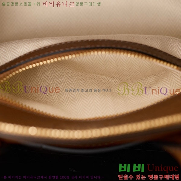 #�̿�̿� �ƹ�Ƣ�� ���� ���� ž�ڵ� �� 5BB169-2003