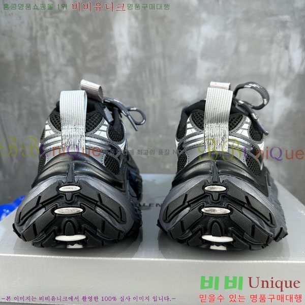 �߷��þư� 6XL Ʈ���̳� ����Ŀ�� BLA3568901-4