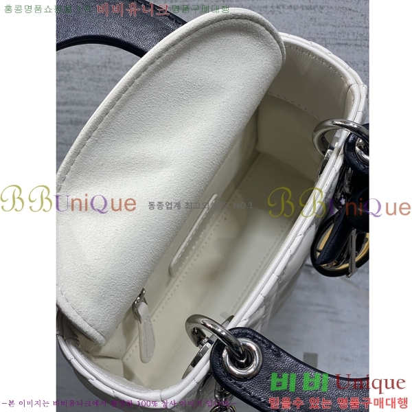 #��� ���� ���̵� ��� ü�� �� �̴� M0505-601