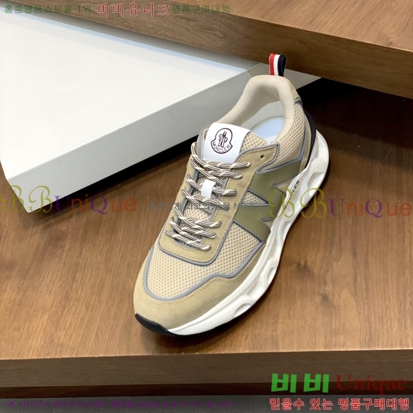 ���� ��**�� ����Ŀ�� M329747-1