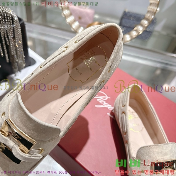 ������� ���� 32RV725802-2