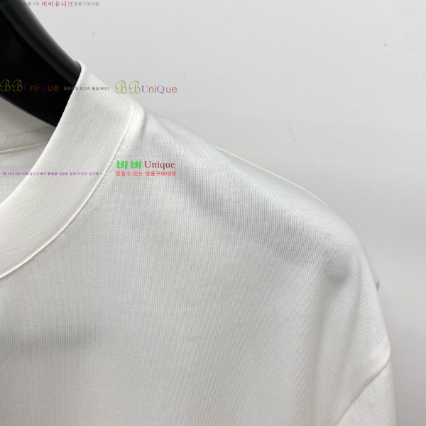 ���� �ο�* ���� Ƽ���� 16LW264301-2